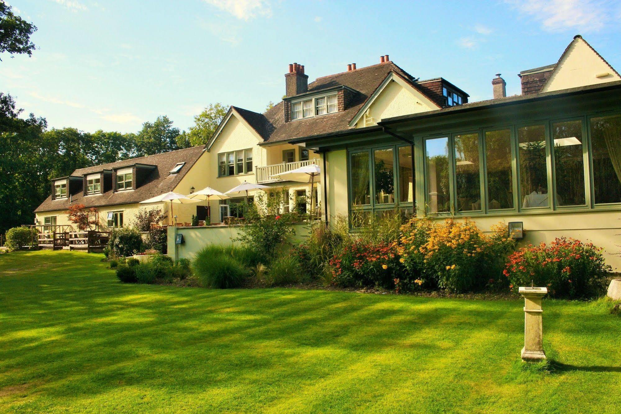 The Westwood Hotel Oxford Exterior photo